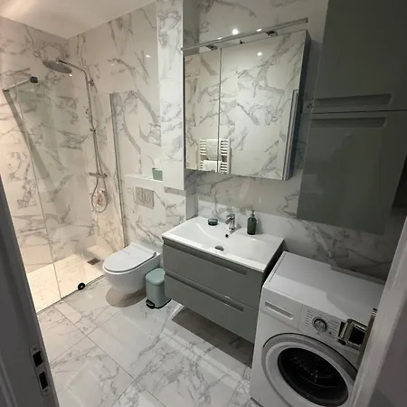 Lea Апартаменты Париж