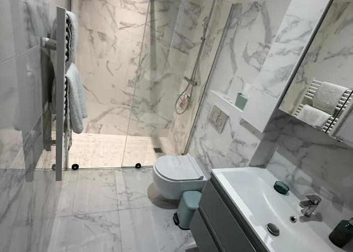 Lea Апартаменты *